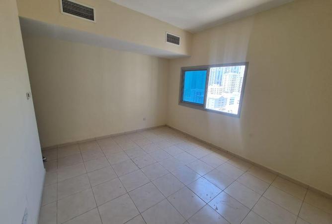 67834354 - Property Image 2