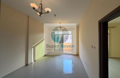 Apartment - 1 - 2 for sale in Al Falak Residence - Dubai Silicon Oasis - Dubai