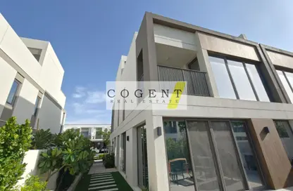 Villa - 4 Bedrooms - 5 Bathrooms for rent in Aura Gardens - Tilal Al Ghaf - Dubai