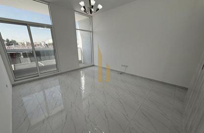 Villa - 3 Bedrooms - 3 Bathrooms for rent in Jumeirah 1 Villas - Jumeirah 1 - Jumeirah - Dubai