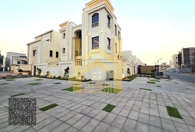 72720311 - Property Image 3