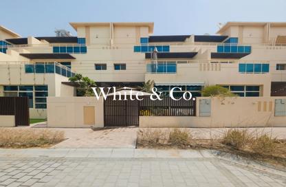 Townhouse - 4 - 6 for sale in Shamal Terraces 2 - Shamal Terraces - District 14 - Jumeirah Village Circle - Dubai Townhouse - 4 - 6 for sale in Shamal Terraces 2 - Shamal Terraces - District 14 - Jumeirah Village Circle - Dubai
