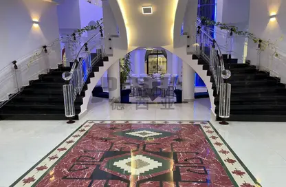 Villa - 7 Bedrooms for rent in Sector E - Emirates Hills - Dubai