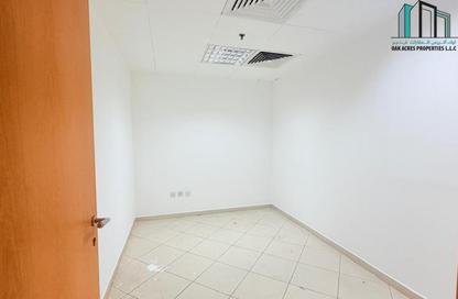 Office Space - Studio - 1 for rent in Al Etihad Building - Port Saeed - Deira - Dubai