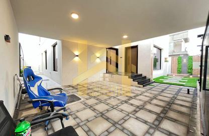 Villa - 5 Bedrooms - 7 Bathrooms for sale in Al Yasmeen 1 - Al Yasmeen - Ajman