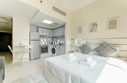 Apartment - Studio - 1 for sale in The Point - Dubai Marina - Dubai
