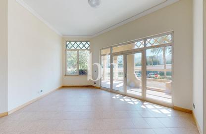 Apartment - 3 Bedrooms - 4 Bathrooms for rent in Al Khudrawi - Shoreline Apartments - Palm Jumeirah - Dubai