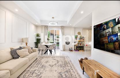 Townhouse - 2 - 3 for rent in Springs 1 - The Springs - Dubai
