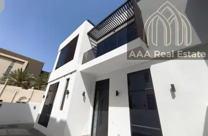 Villa - 5 Bedrooms for rent in Jumeirah 1 Villas - Jumeirah 1 - Jumeirah - Dubai Villa - 5 Bedrooms for rent in Jumeirah 1 Villas - Jumeirah 1 - Jumeirah - Dubai