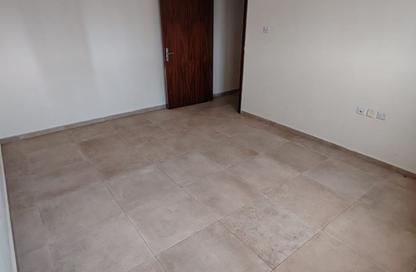 Apartment - 1 Bedroom - 1 Bathroom for rent in Budaniq 9 Building - Budaniq - Al Qasimia - Sharjah