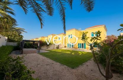 Villa - 3 Bedrooms - 4 Bathrooms for rent in District 8 - Jumeirah Park - Dubai