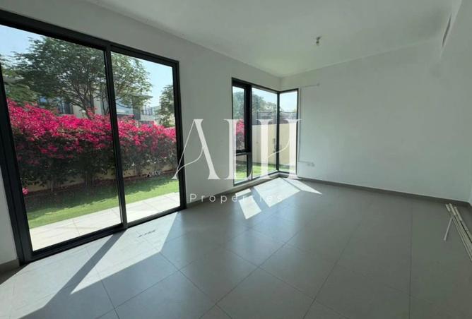 76967937 - Property Image 3