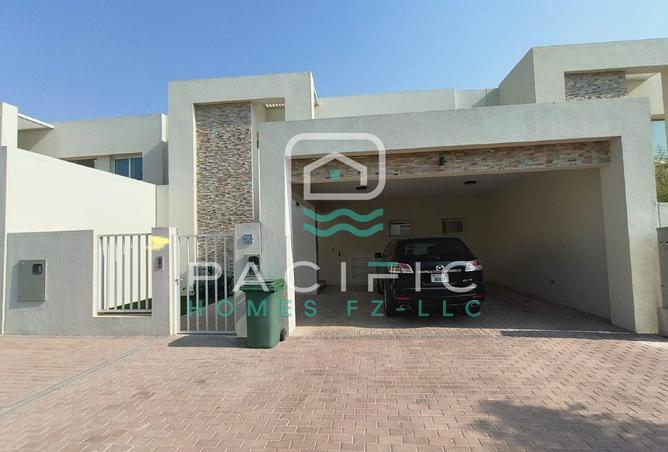 Very Well Maintained 3 Br+ Maid| Best Market Price