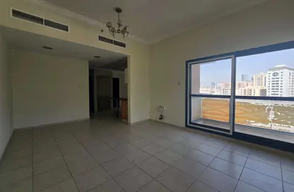Apartment - 2 Bedrooms - 1 Bathroom for rent in Al Nahda 2 - Al Nahda - Dubai