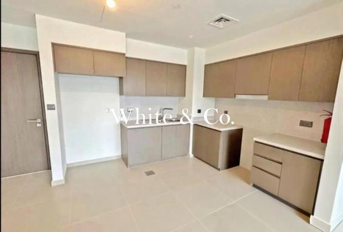 111421117 - Property Image 3
