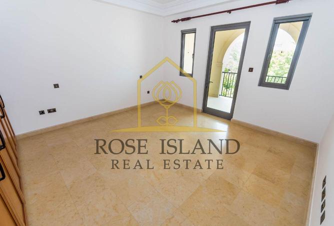 77396388 - Property Image 3