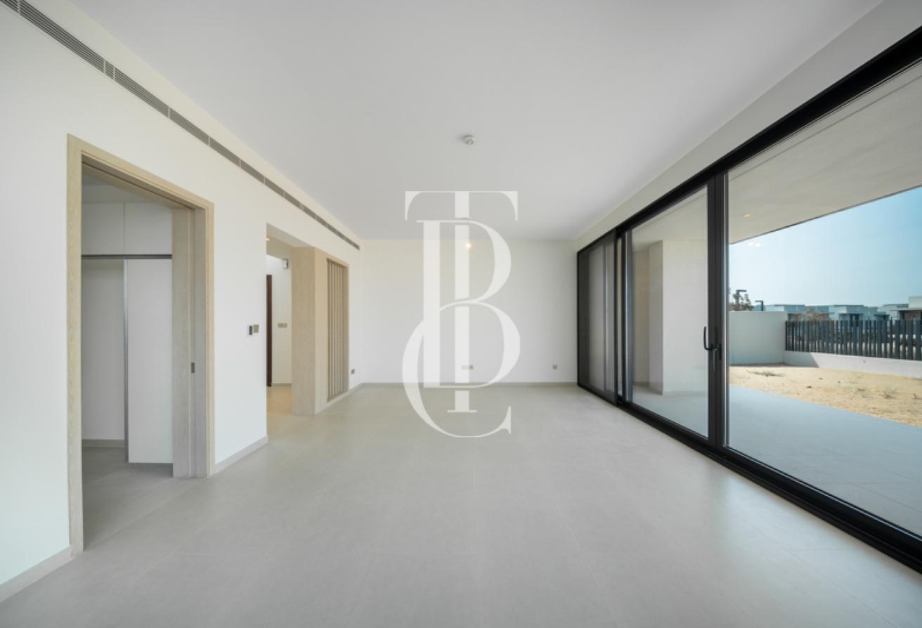 Spacious Layout | Close to Pool | Move In Now photo 23