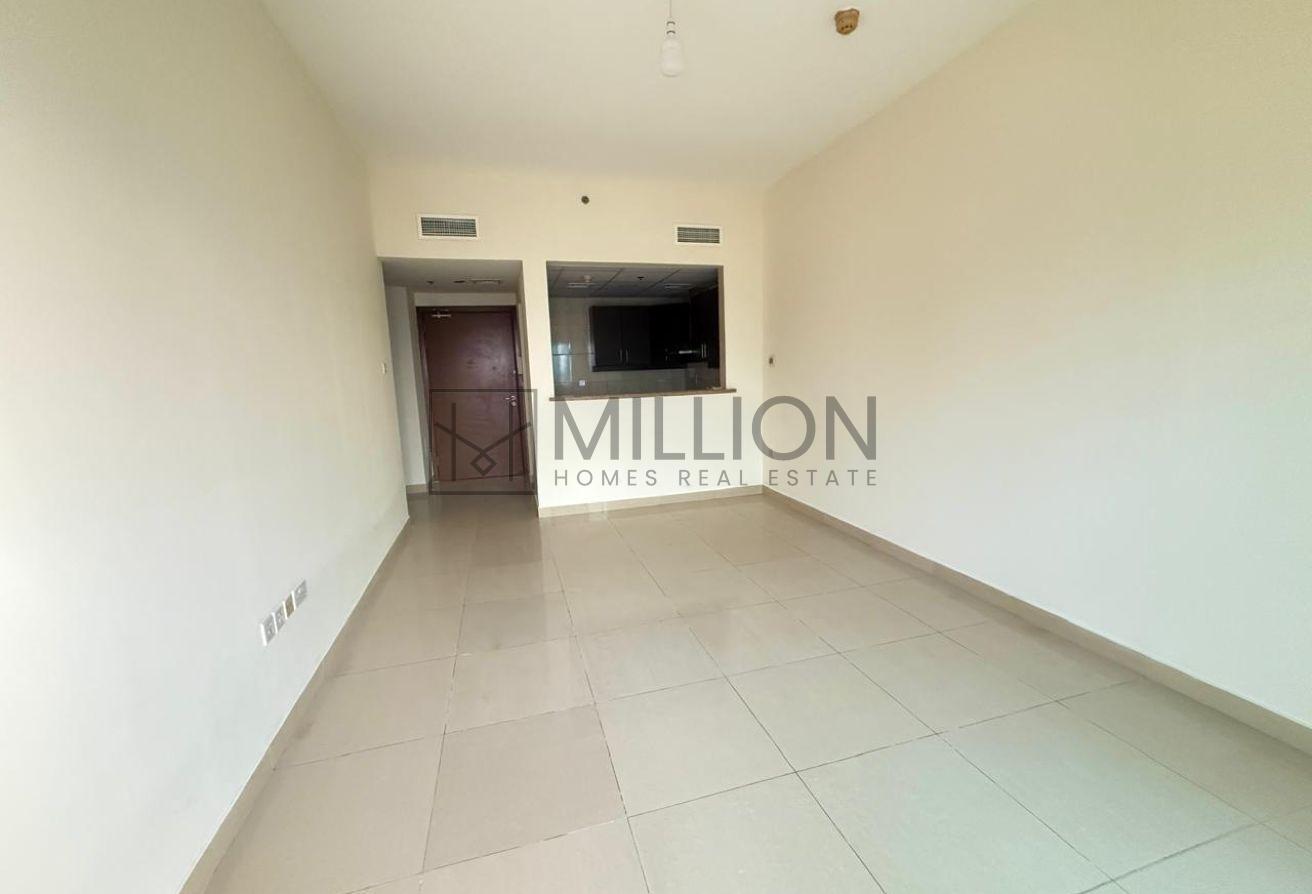 Spacious 1BR | Vacant | High Floor Unit photo 4