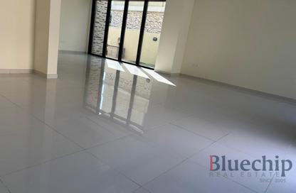 Villa - 3 - 4 for rent in Richmond - Damac Hills - Dubai
