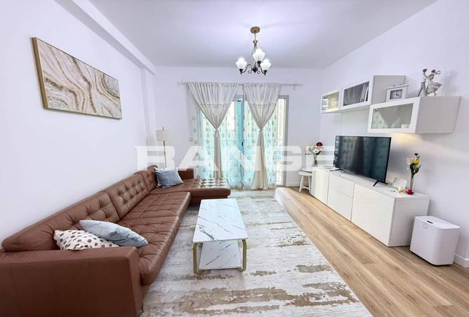 87873996 - Property Image 2