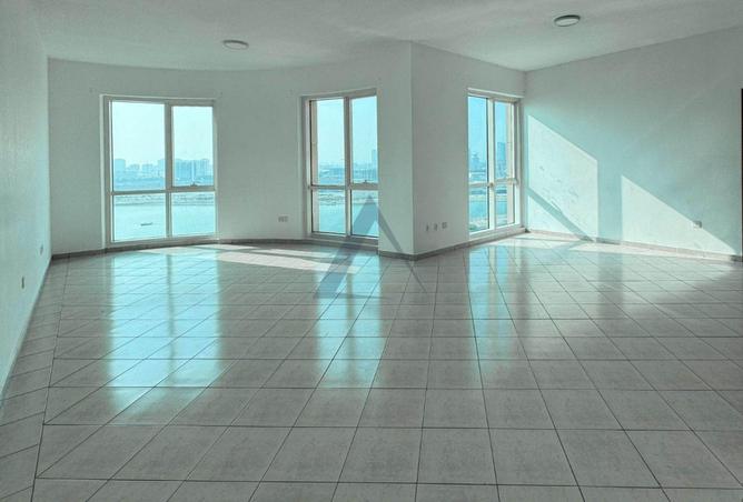 68275239 - Property Image 2