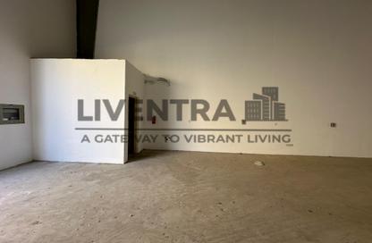 Warehouse - Studio for rent in Al Khawaneej - Dubai