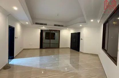 Villa - 3 Bedrooms - 4 Bathrooms for rent in Al Hudaiba - Bur Dubai - Dubai