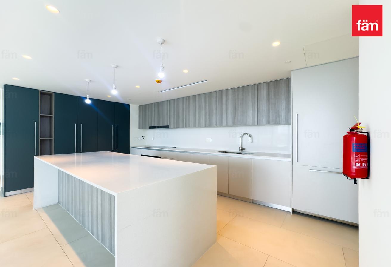 Vacant | Luxury+Spacious 4BR | Newly Handed Over photo 5