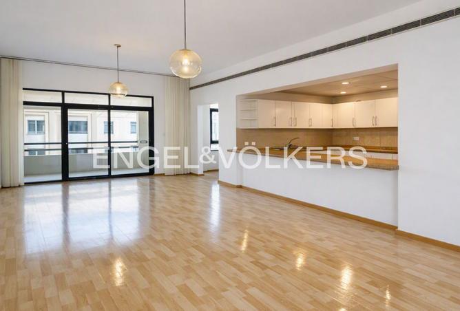 128839418 - Property Image 2