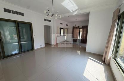 Villa - 4 - 4 for rent in Mushrif Village - Mirdif - Dubai