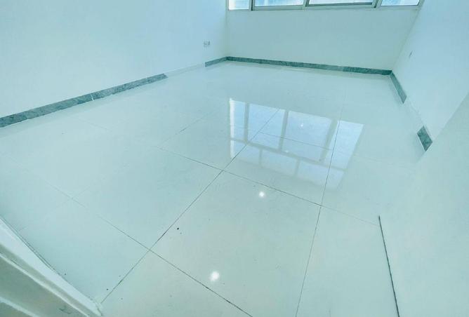 78586045 - صورة العقار 3