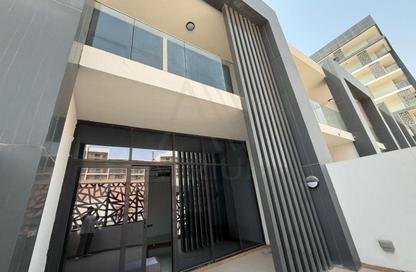 Townhouse - 3 Bedrooms - 3 Bathrooms for rent in The Gate - Masdar City - Abu Dhabi
