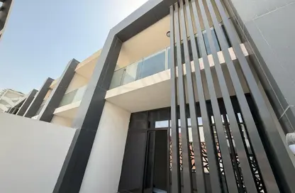 تاون هاوس - 3 غرف نوم - 3 حمامات للايجار في ذا جيت - مدينة مصدر - أبوظبي تاون هاوس - 3 غرف نوم - 3 حمامات للايجار في ذا جيت - مدينة مصدر - أبوظبي