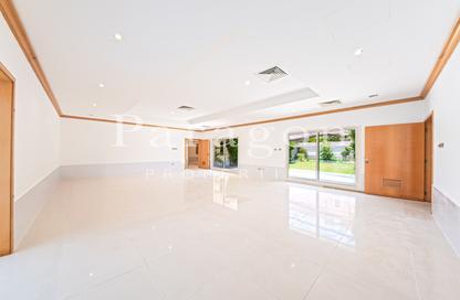 Villa - 4 - 4 for rent in Jumeirah 1 Villas - Jumeirah 1 - Jumeirah - Dubai