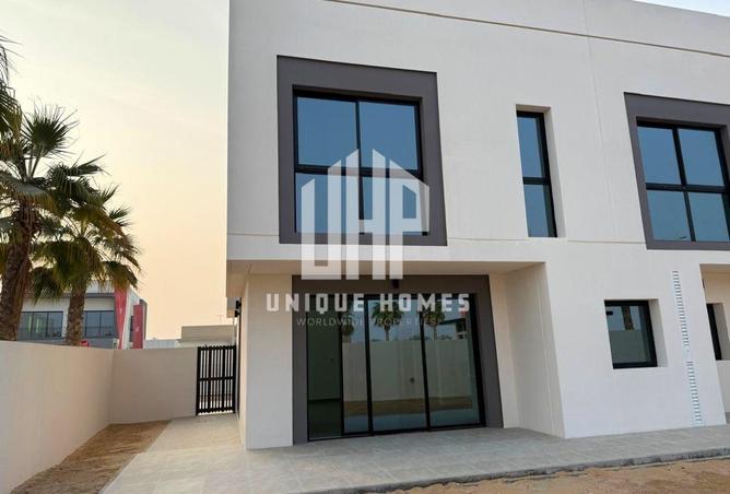 71108402 - صورة العقار 2