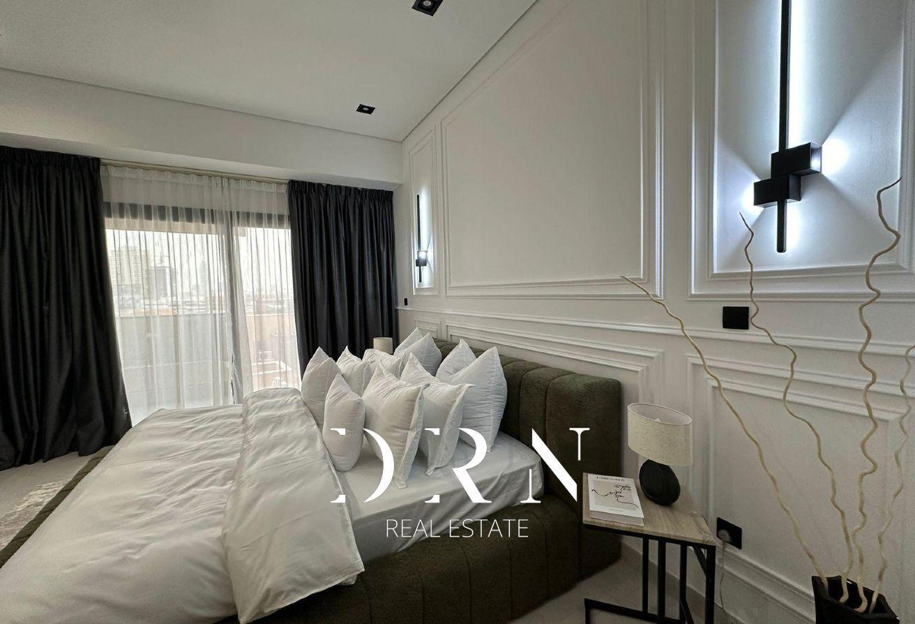 Furnished 1BR Apartment | Balcony & Pool Access photo 8