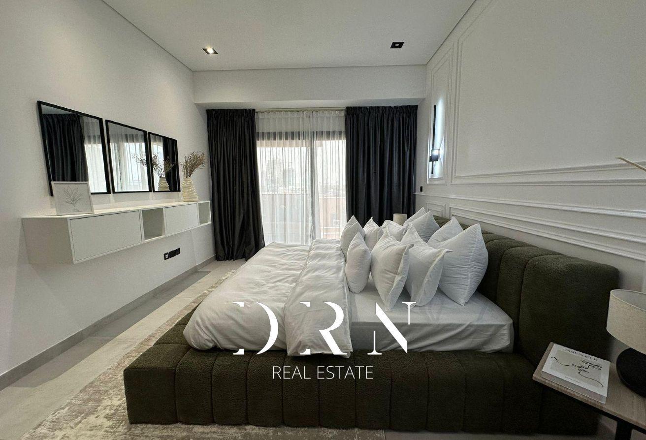 Furnished 1BR Apartment | Balcony & Pool Access photo 6