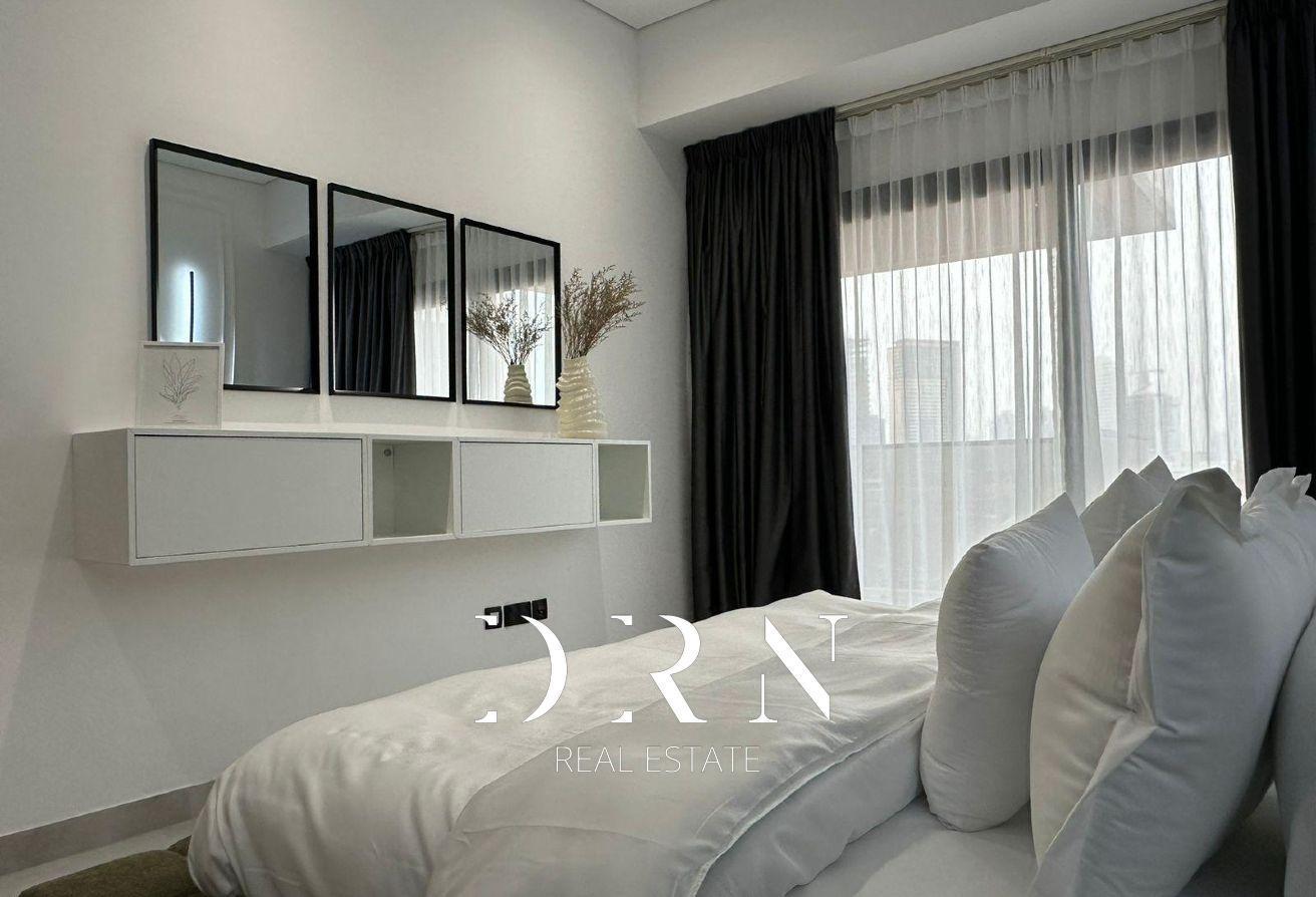 Furnished 1BR Apartment | Balcony & Pool Access photo 7
