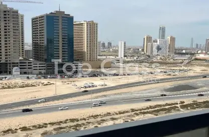 Apartment - 2 Bedrooms - 3 Bathrooms for rent in V2 - Dubai Sports City - Dubai