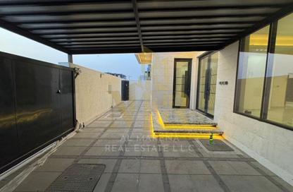 Villa - 5 Bedrooms - 7 Bathrooms for sale in Al Yasmeen 1 - Al Yasmeen - Ajman