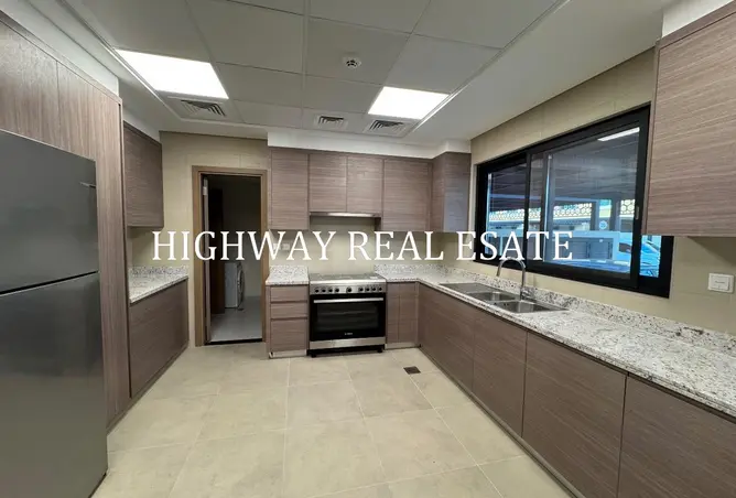 157808947 - Property Image 3