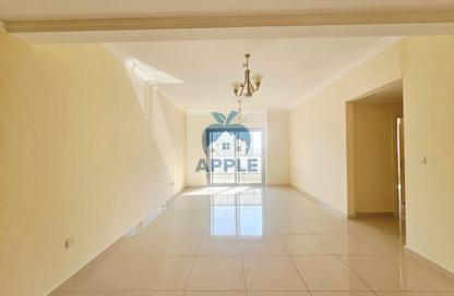 Apartment - 3 Bedrooms - 3 Bathrooms for rent in Muwaileh 3 Building - Muwaileh - Sharjah