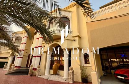 Villa - 7+ - 7+ for rent in Sector E - Emirates Hills - Dubai Villa - 7+ - 7+ for rent in Sector E - Emirates Hills - Dubai