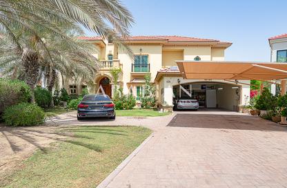 Villa - 4 Bedrooms - 5 Bathrooms for sale in Entertainment Foyer - European Clusters - Jumeirah Islands - Dubai