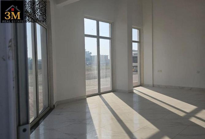 60927103 - Property Main Image