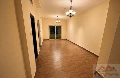 Apartment - 1 Bedroom - 2 Bathrooms for rent in Muwaileh 29 Building - Muwaileh - Sharjah