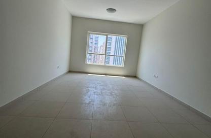Apartment - 2 Bedrooms - 3 Bathrooms for rent in Al Khan Lagoon Tower - Al Khan Lagoon - Al Khan - Sharjah