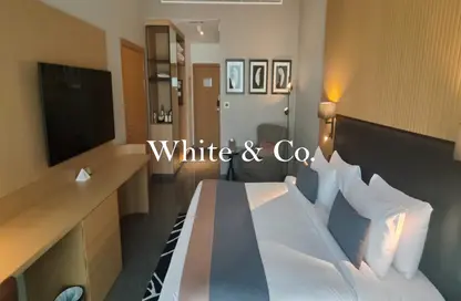 شقة - 1 حمام للبيع في سكاي باي هوتيل - الخليج التجاري - دبي