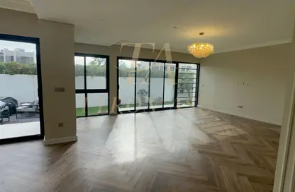 فيلا - 6 غرف نوم - 5 حمامات للبيع في فلل اوروم - كلاريت - داماك هيلز 2 - دبي