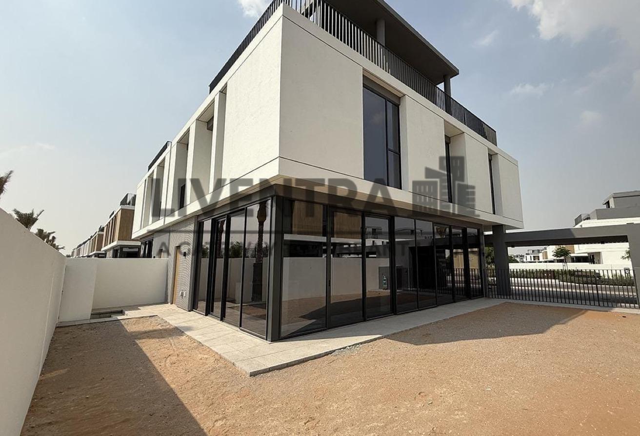 4 BR Villa in Arabian Ranches 3 by Emaar photo 5
